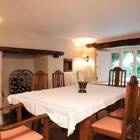 Villa Troutbeck Sleeps 10 With Wifi *