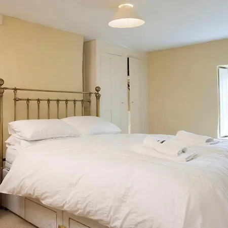 Villa Troutbeck Sleeps 10 With Wifi *